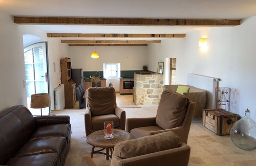 Desaignes House | For a peaceful stay, old building with panoramic view