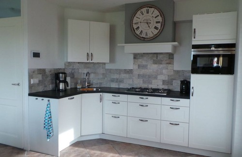 Lemele House | For families who love comfort and tranquillity