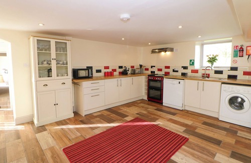 Cauldon Low Cottage | FORD COACH HOUSE COTTAGE, pet friendly, with open fire in Leek