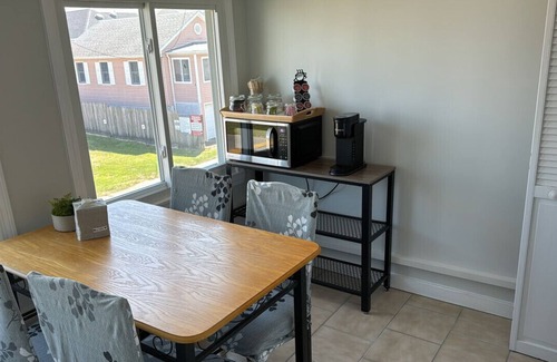 Old Lyme Apartment | Forecastle at Soundview · Beach+OceanView+Sunrise