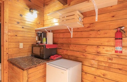 Christopher Creek Cabin | Forest Cabin 4 Cowboys Dream