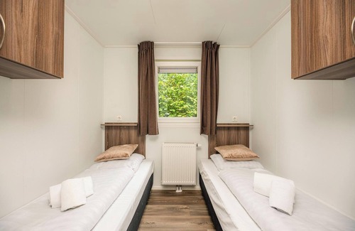 Municipality of Rijssen-Holten Resort | Forest lodge | 4 persons