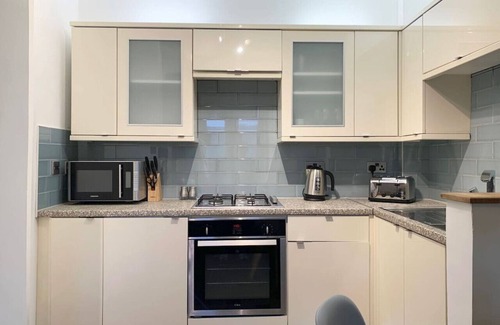 Dundee Apartment | Forest Park Apartment