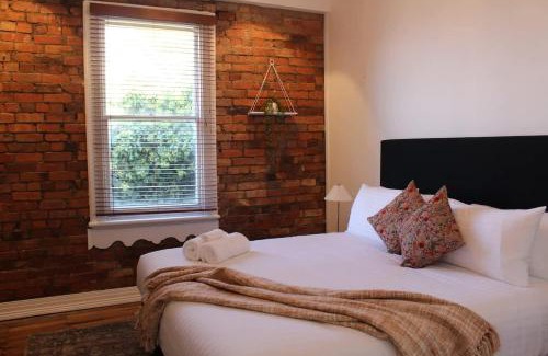 Trevallyn House | Forest Rd Haven with Tamar River Views
