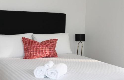 Trevallyn House | Forest Rd Haven with Tamar River Views