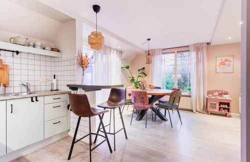 Lemele House | Forest Retreat: Private House