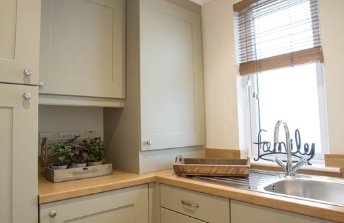 Ryther Apartment | Forest Retreat - With Hot Tub - Dog Friendly
