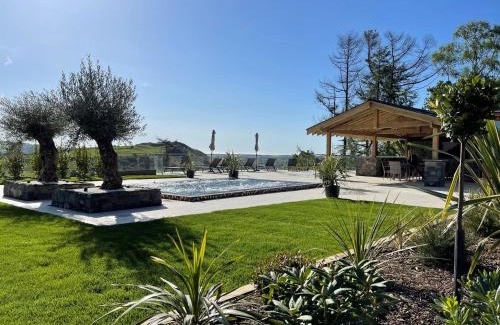 Pontyclun House | Forest View