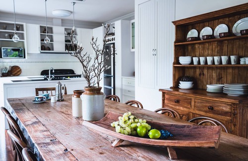Castlemaine House | Forest View., Stunning HIA Building Award Winner, luxuriously appointed and comfortable. Perfect for.