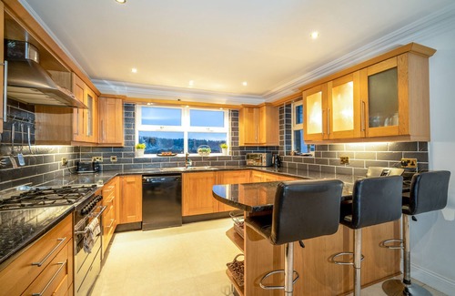 Ballycastle House | Forestside House - spacious house perfect for groups and families