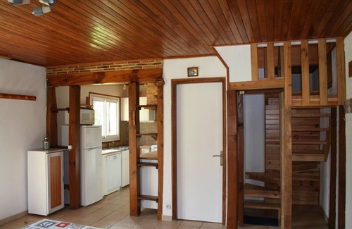 Aureilhan Cottage | Former sheepfold converted on large park