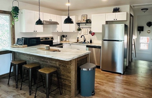 Rainbow Valley Cabin | Forrest Home Cabin - Pikes Peak Region Convenience - Now on VRBO!