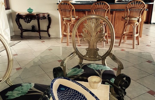 Kingstown Villa | Forst Villa