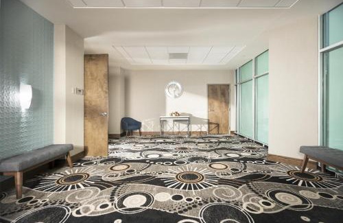 Downtown Detroit Hotel | Fort Pontchartrain Detroit, a Wyndham Hotel
