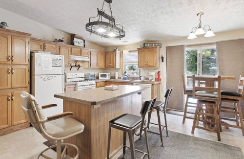 Fort Smith House | Fort Smith Vacation Rental Near Bighorn River