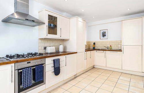 Staple Hill House | Fortified 4 bedroom Holly Lodge