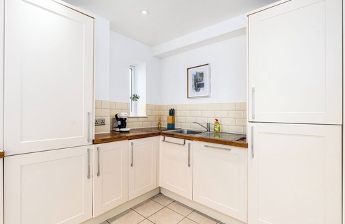 Staple Hill House | Fortified 4 bedroom Holly Lodge