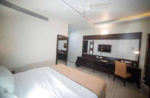 Saligrama Bed & Breakfast | Fortune Plaza Hotel