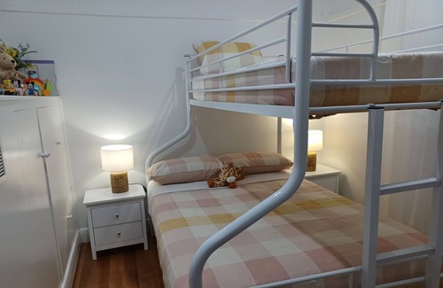 Bairnsdale House | Forty-one on Mitchell pet Friendly in the Heart of Bairnsdale