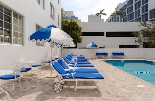 Mid Beach Apartment | Found Miami Beach powered by Sonder | Double Bunk Room