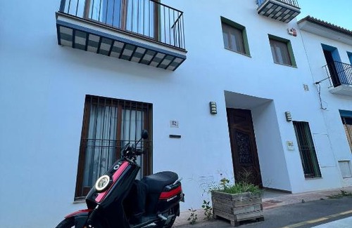 Ahin Hotel | FOUNTAIN RURAL CLUB