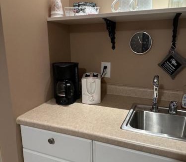 Fountain Square Hotel | Fountainview Inn