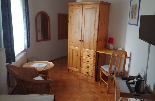 Neubulach Apartment | Four-bed room