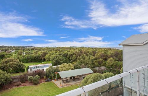 Warrnambool Apartment | Four bedroom beachside apartment