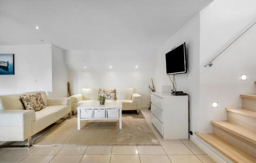 Strøby Ladeplads House | Four-Bedroom Holiday Home In Stroby