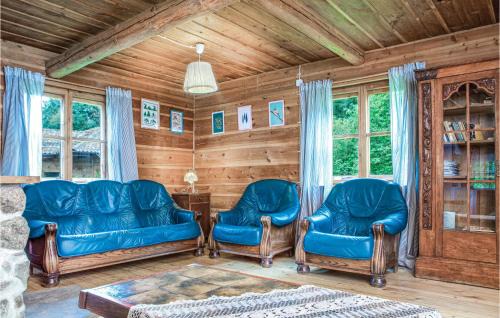 Milakowo House | Four-Bedroom Holiday Home In Milakowo