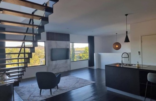 Coffs Harbour House | FOUR BEDROOM RESIDENTIAL HOUSE