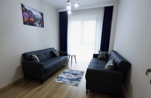 Yomra Apartment | Four Bedrooms Romantic Retreat With Beach sea View and Near Trabzon Airport