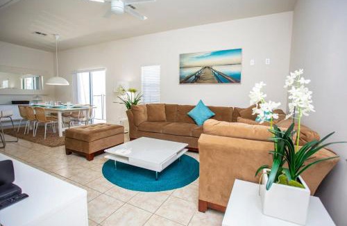 Bellavida House | Four Bedrooms Townhouse 4563