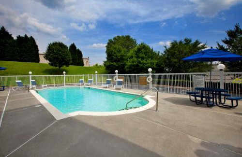 Pineville Hotel | Four Points by Sheraton Charlotte/Pineville
