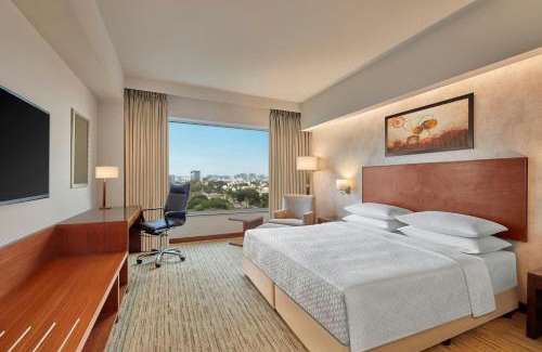 Clover Park Hotel | Four Points by Sheraton Hotel and Serviced Apartments Pune