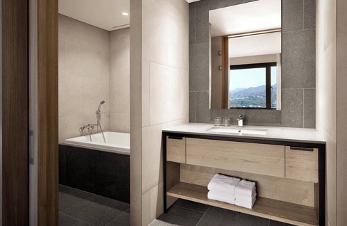 Eulji-ro Hotel | Four Points by Sheraton Josun, Seoul Myeongdong