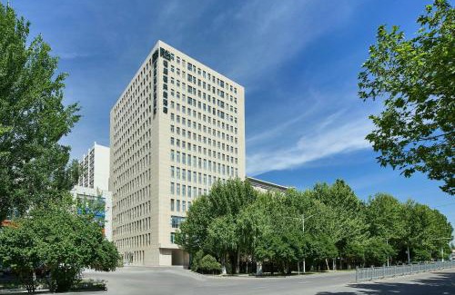 Yining Hotel | Four Points by Sheraton Yining