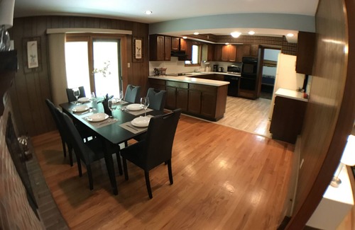Tobyhanna House | Four Season Brick Ranch on a Quiet Acre.7 mls to Kalahari; 4 to Mt Airy Casino