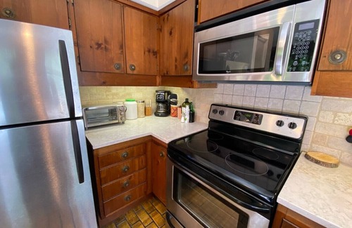 Plymouth Apartment | Four Season Escape | Near Lakes,Trails,Killington