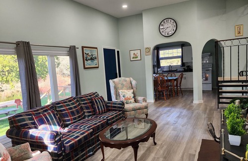 Minden Hills Cottage | Four Season waterfront Cottage on Irondale River over