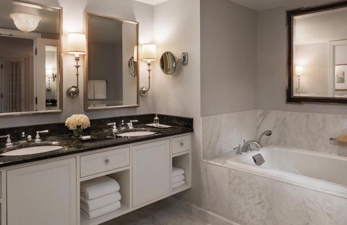 Downtown Boston Hotel | Four Seasons Boston
