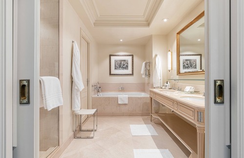 Saint-Gervais Les Bergues Hotel | Four Seasons Hotel des Bergues Geneva