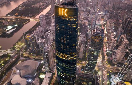 Zhujiang New Town Hotel | Four Seasons Hotel Guangzhou - Free Shuttle Bus to Canton Fair Complex & Overseas Buyer Registration Services during Canton Fair Period