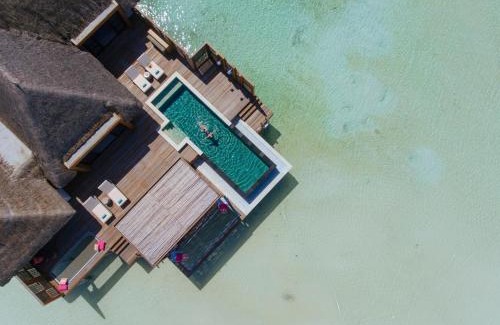 Kuda Huraa Resort | Four Seasons Resort Maldives at Kuda Huraa