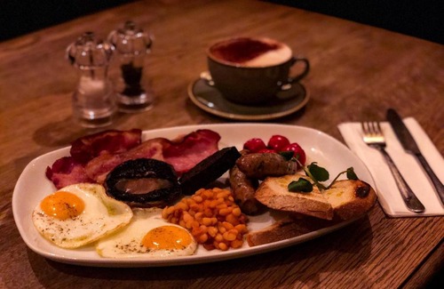 Barbican Hotel | Fox and Anchor