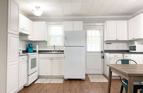 Villa Ridge House | Fox Haus near Purina, WashMo, I-44, Dog Friendly