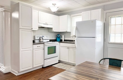 Villa Ridge House | Fox Haus near Purina, WashMo, I-44, Dog Friendly