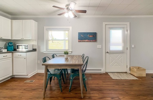 Villa Ridge House | Fox Haus near Purina, WashMo, I-44, Dog Friendly