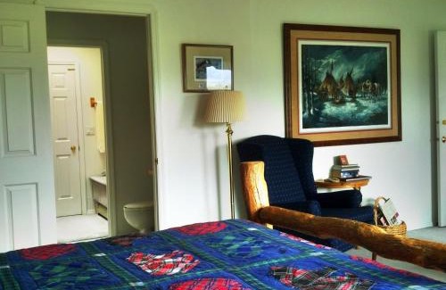 Bozeman Hotel | Fox Hollow Inn