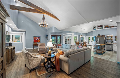 Rising Fawn Cottage | "Fox View Cottage" Breathtaking Views, Pet-Friendly, Wheelchair accessible!